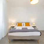 Apartment Great Opera A Via Palermo Rom